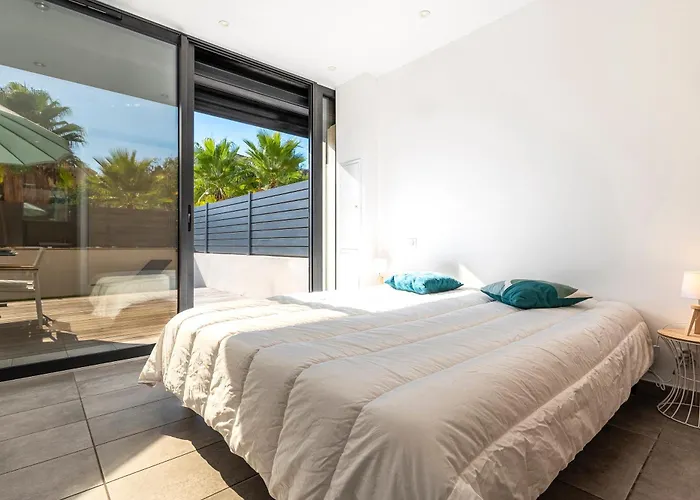 Paradisu - Climatise De 32 M² * 波尔蒂乔