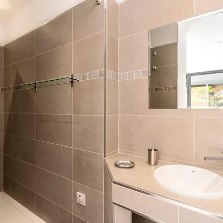Apartment Paradisu - Climatise De 32 M²
