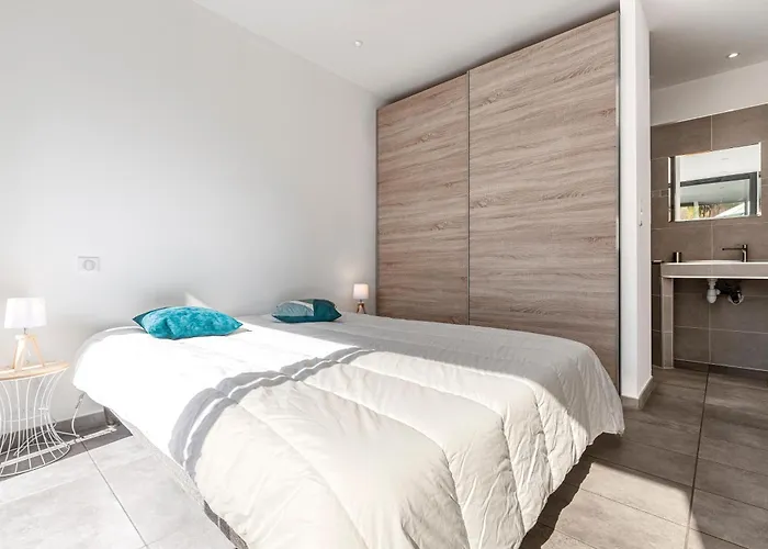 アパート Paradisu - Climatise De 32 M² *